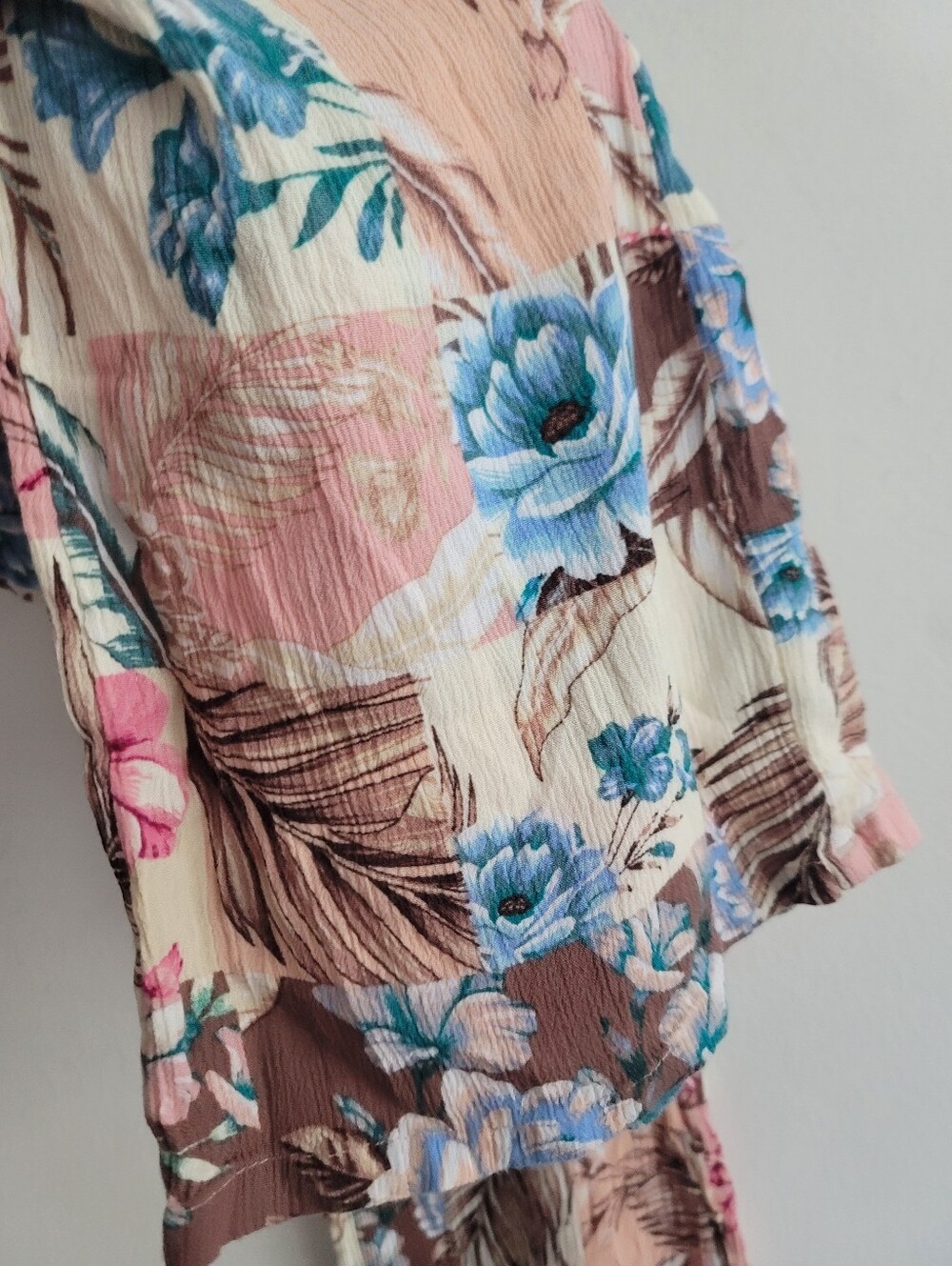 O'Neill Johnny Patchwork Floral Beach Flowy Pull-On Pants Size Large - Picture 8 of 9